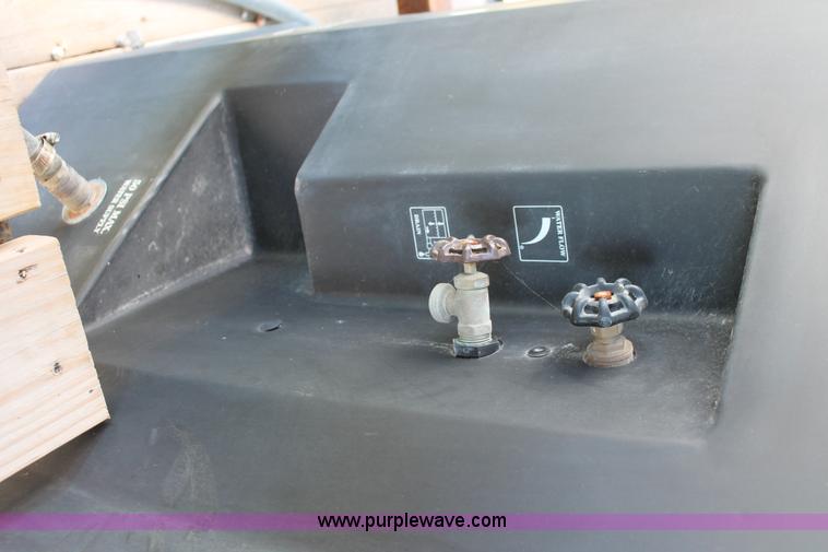 image for item K8967 2012 Texoma worksite cooling trailer