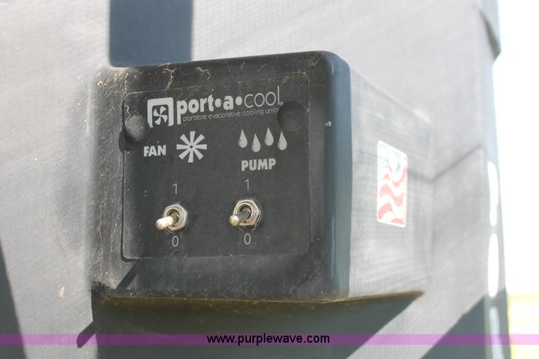 image for item K8967 2012 Texoma worksite cooling trailer