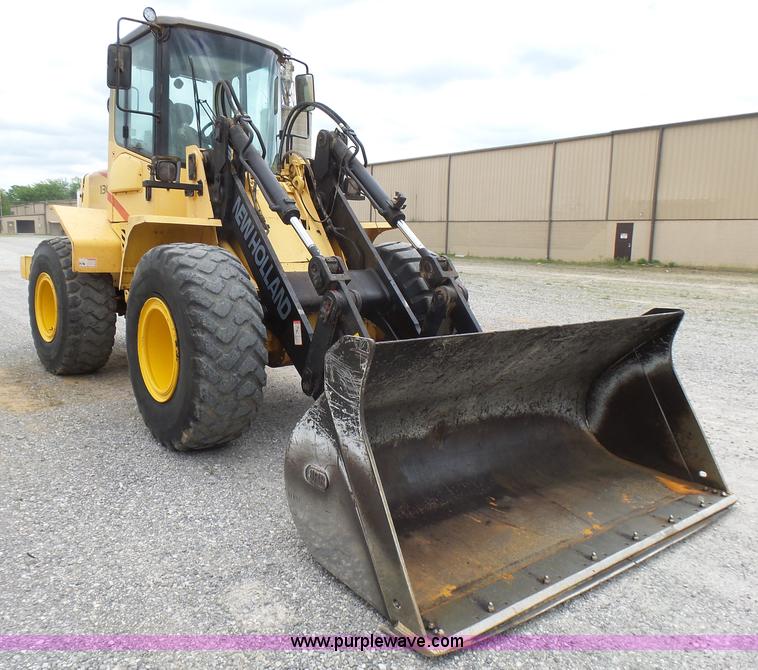 image for item L2000 New Holland 130TC wheel loader