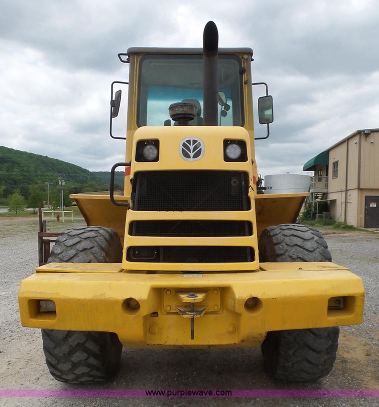 image for item L2000 New Holland 130TC wheel loader