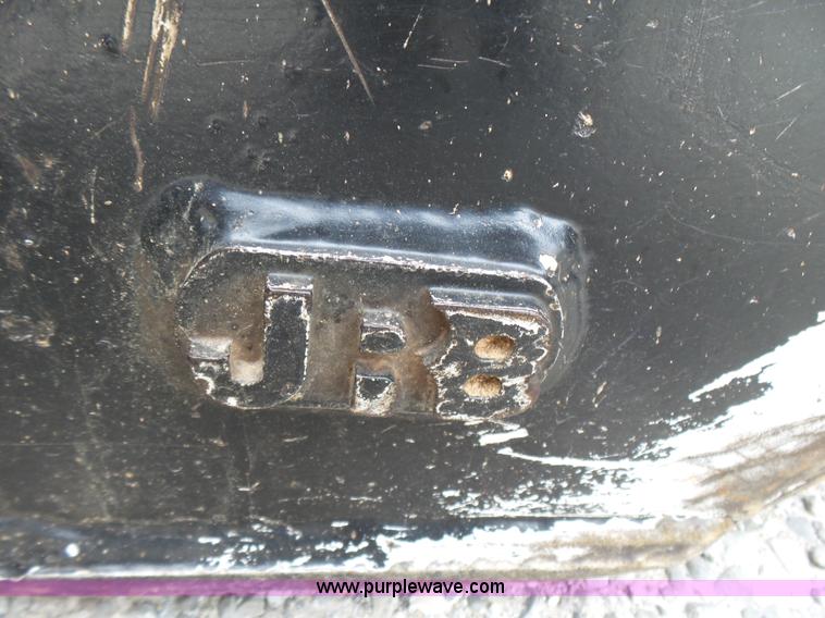 image for item L2000 New Holland 130TC wheel loader