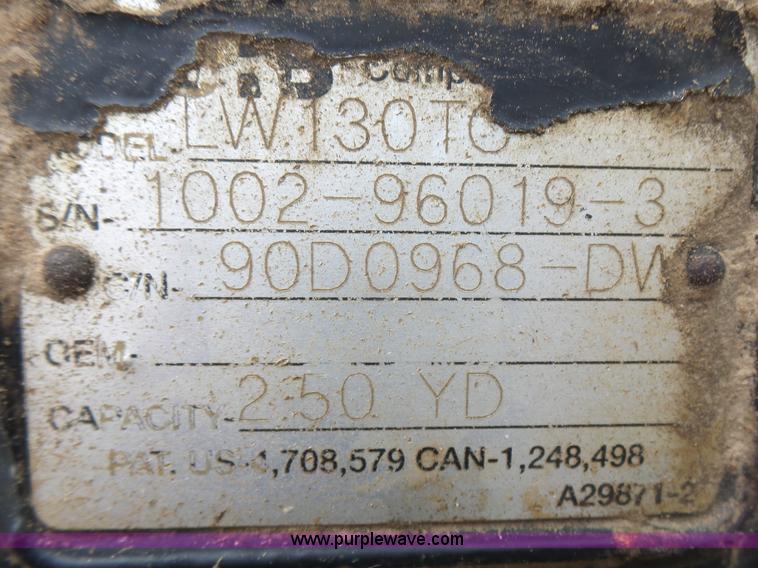 image for item L2000 New Holland 130TC wheel loader