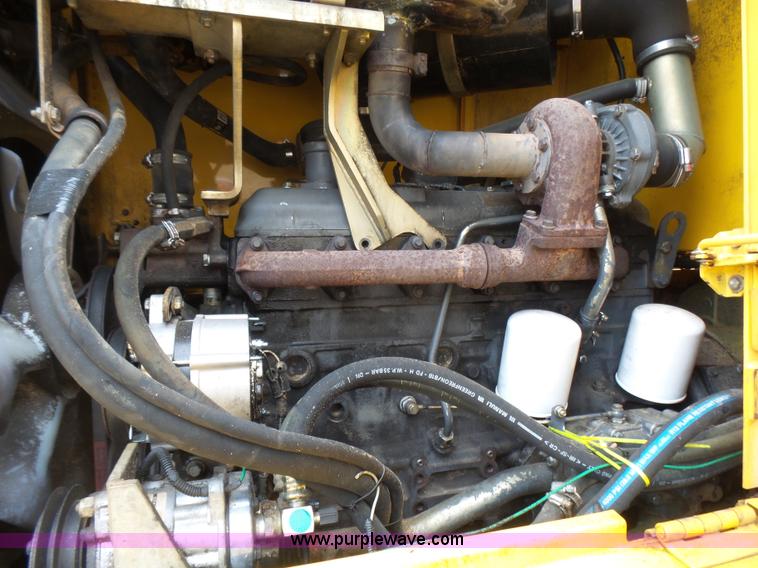 image for item L2000 New Holland 130TC wheel loader