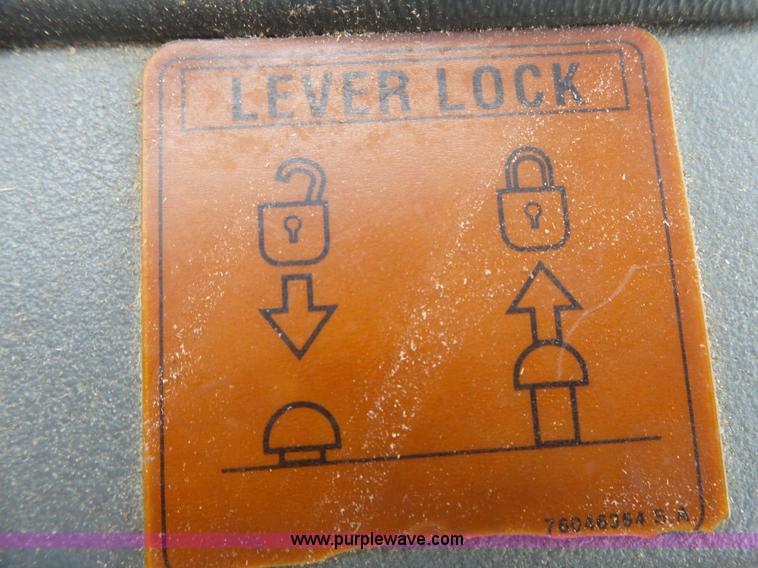 image for item L2000 New Holland 130TC wheel loader