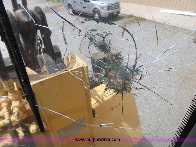 image for item L2000 New Holland 130TC wheel loader