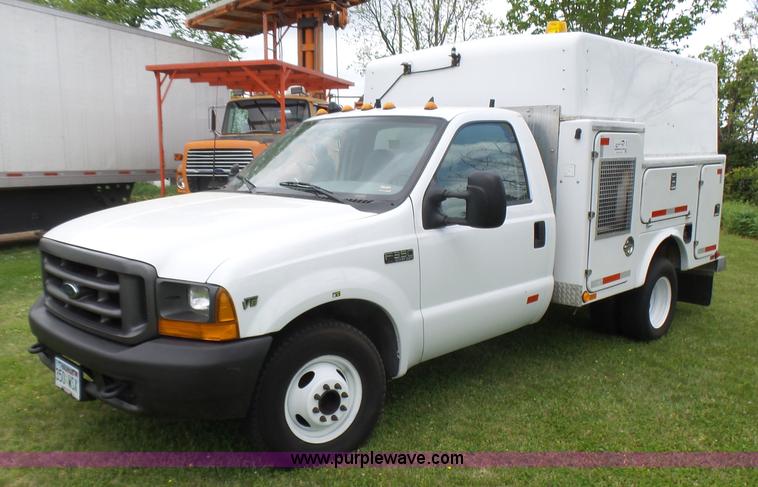 image for item L2001 2000 Ford F350 Super Duty service truck