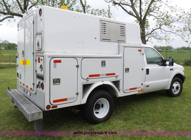 image for item L2001 2000 Ford F350 Super Duty service truck