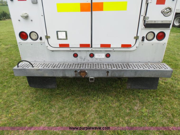 image for item L2001 2000 Ford F350 Super Duty service truck