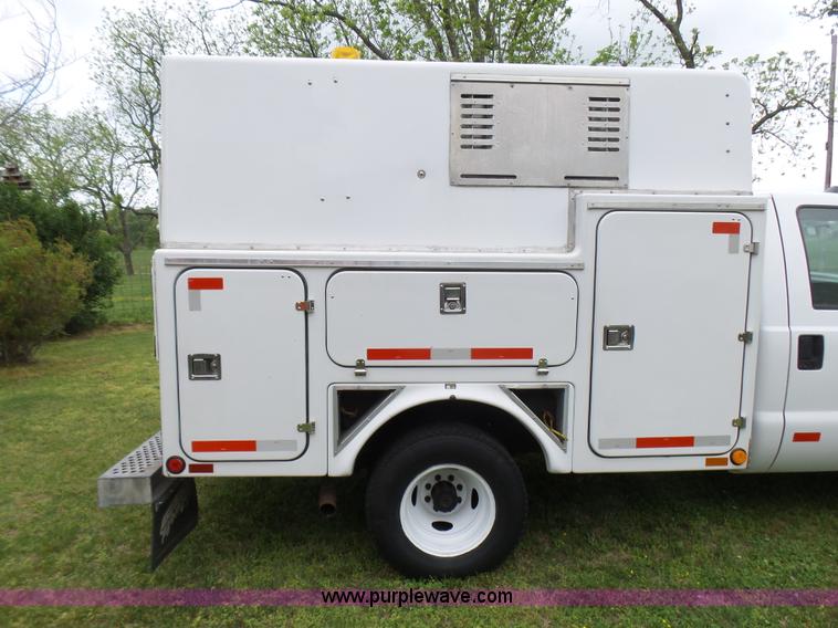 image for item L2001 2000 Ford F350 Super Duty service truck