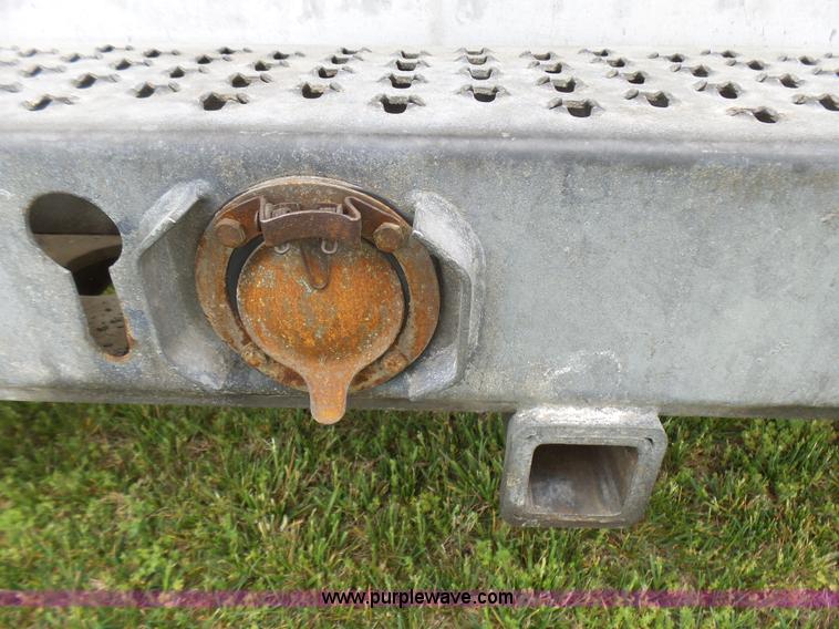 image for item L2001 2000 Ford F350 Super Duty service truck