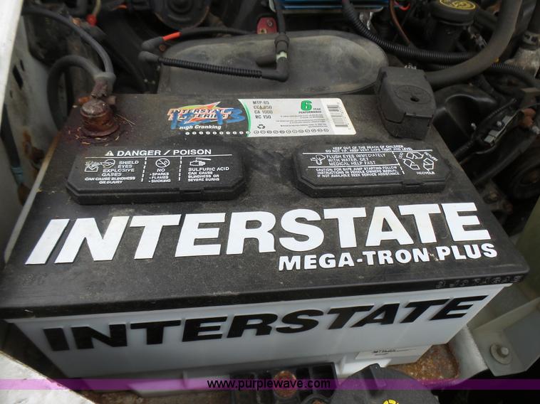 image for item L2001 2000 Ford F350 Super Duty service truck