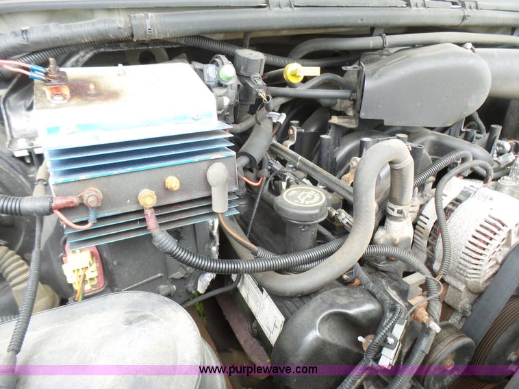 image for item L2001 2000 Ford F350 Super Duty service truck