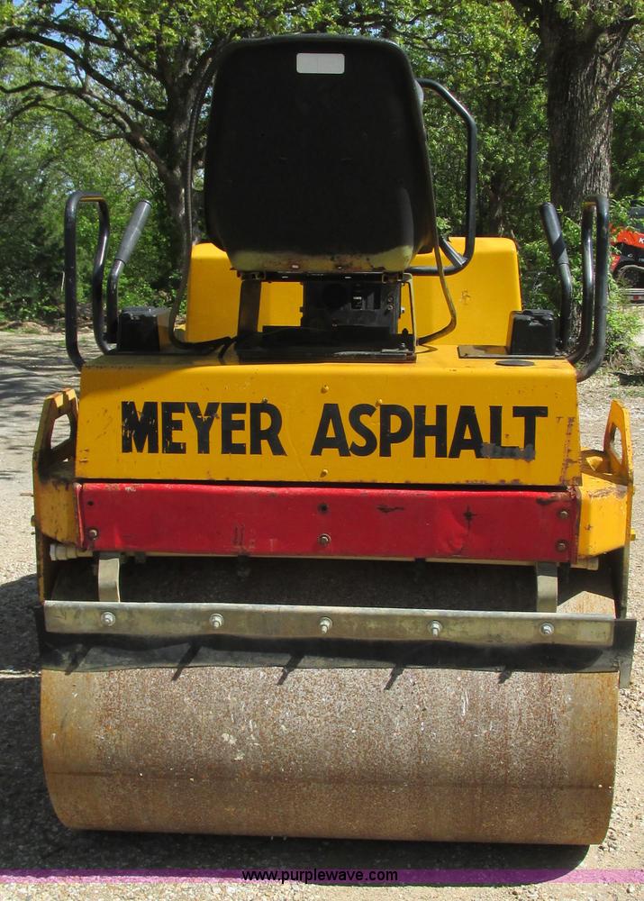 image for item L2003 Dynapac CC122 double drum roller