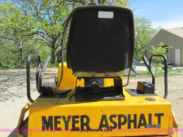 image for item L2003 Dynapac CC122 double drum roller