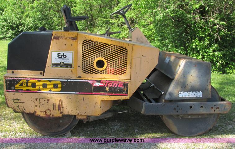 image for item L2004 Stone AVR4000 double drum roller