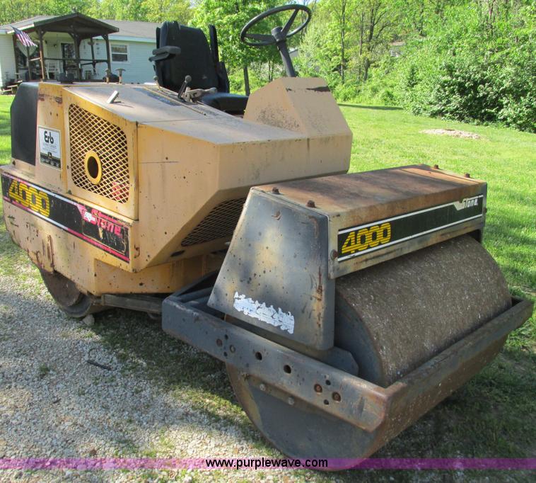 image for item L2004 Stone AVR4000 double drum roller