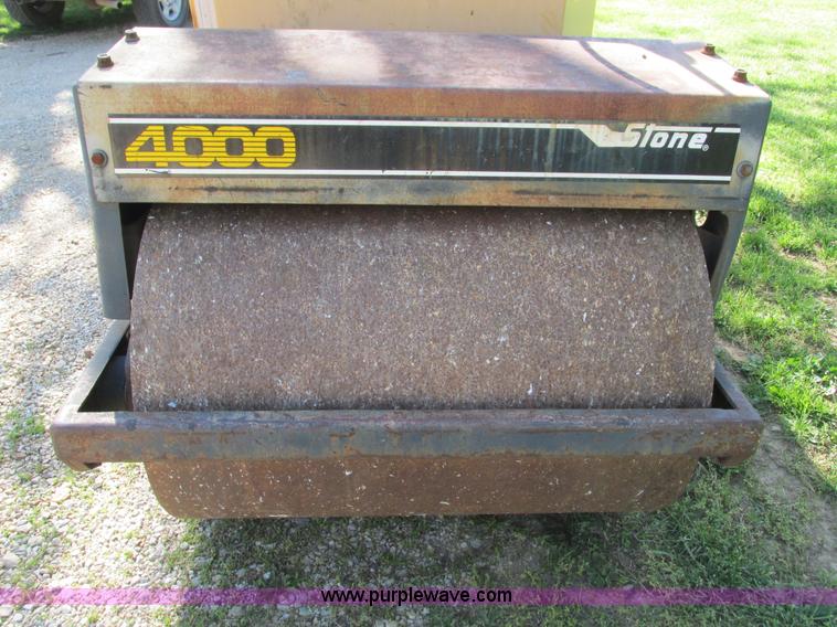 image for item L2004 Stone AVR4000 double drum roller