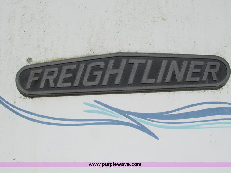 image for item L2005 1987 Freightliner FLC-64T dump truck