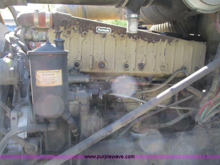 image for item L2005 1987 Freightliner FLC-64T dump truck