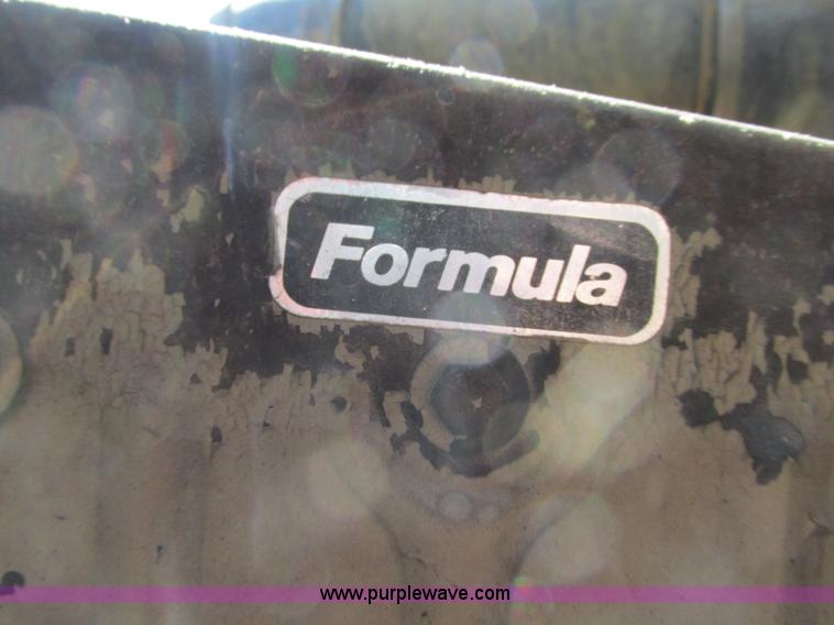 image for item L2005 1987 Freightliner FLC-64T dump truck