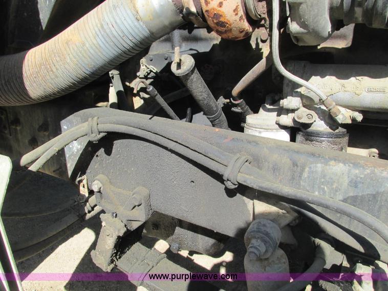 image for item L2005 1987 Freightliner FLC-64T dump truck