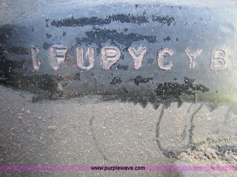 image for item L2005 1987 Freightliner FLC-64T dump truck