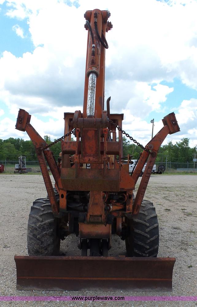 image for item L2013 Ditch Witch 6510DD rock saw