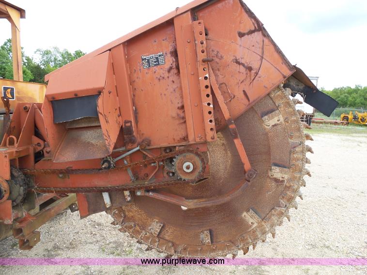 image for item L2013 Ditch Witch 6510DD rock saw