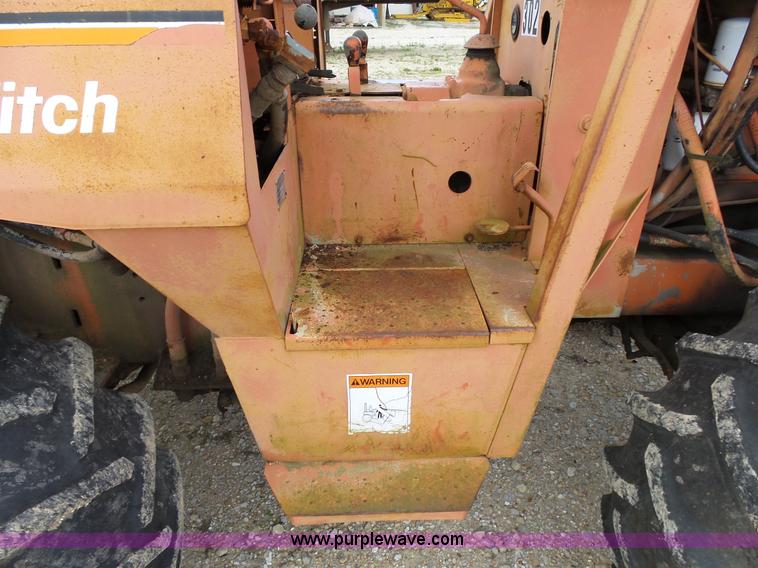 image for item L2013 Ditch Witch 6510DD rock saw