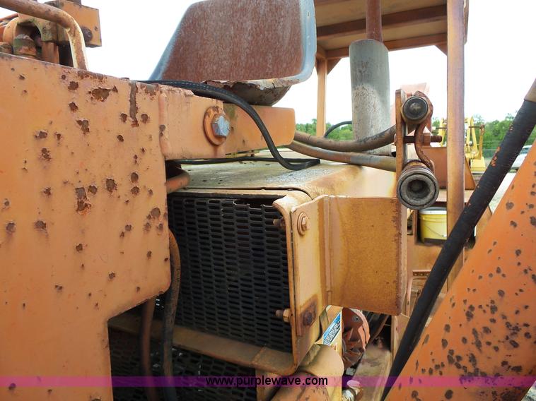 image for item L2013 Ditch Witch 6510DD rock saw