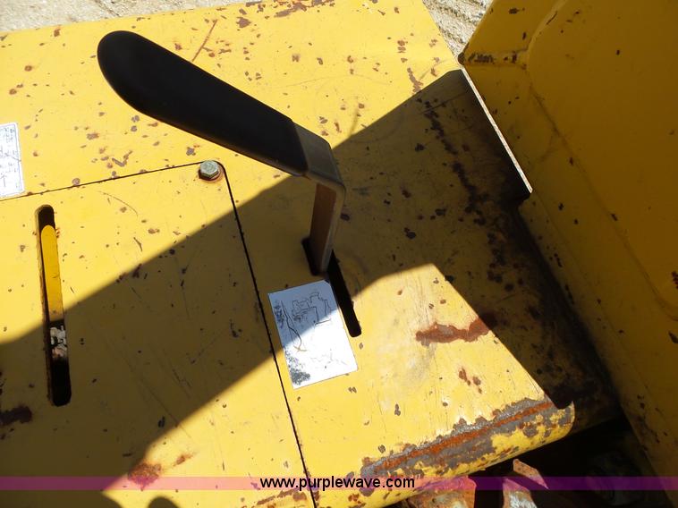 image for item L2014 1997 Vermeer Flex Trak 115 cable plow