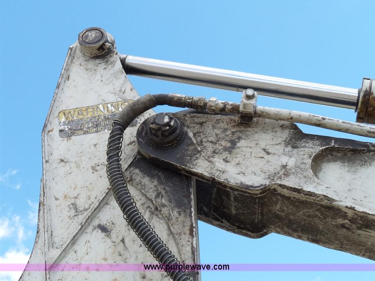 image for item L2015 2005 Takeuchi TB135 compact excavator