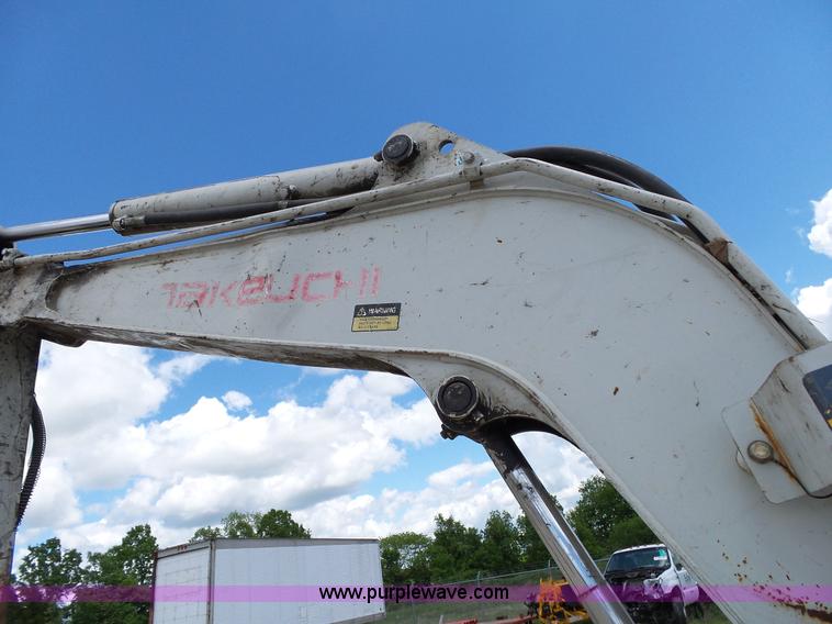 image for item L2015 2005 Takeuchi TB135 compact excavator