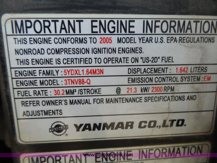 image for item L2015 2005 Takeuchi TB135 compact excavator