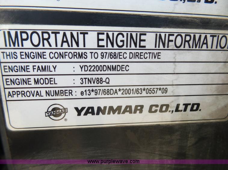 image for item L2015 2005 Takeuchi TB135 compact excavator