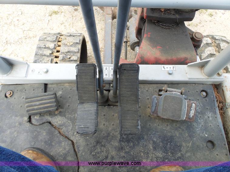 image for item L2015 2005 Takeuchi TB135 compact excavator