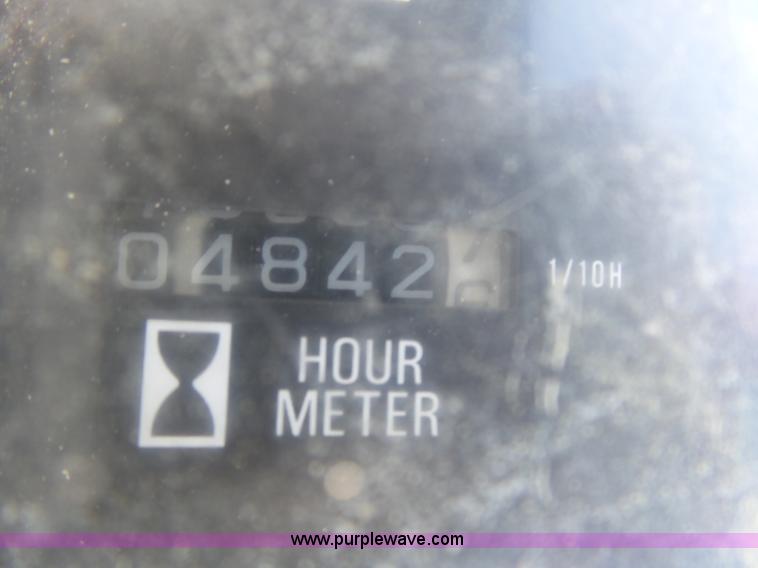 image for item L2015 2005 Takeuchi TB135 compact excavator