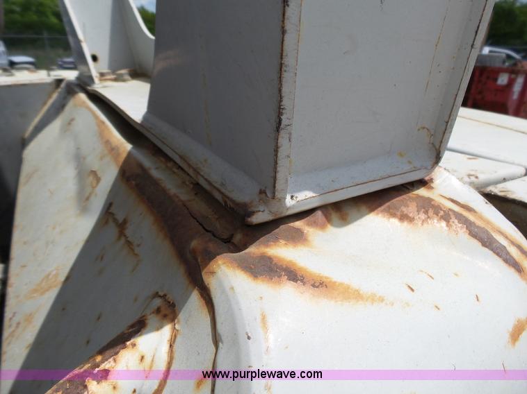 image for item L2015 2005 Takeuchi TB135 compact excavator