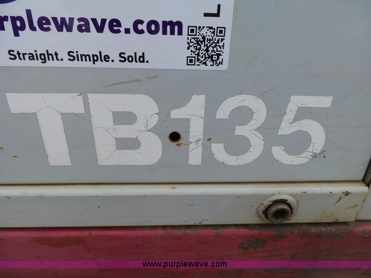 image for item L2015 2005 Takeuchi TB135 compact excavator