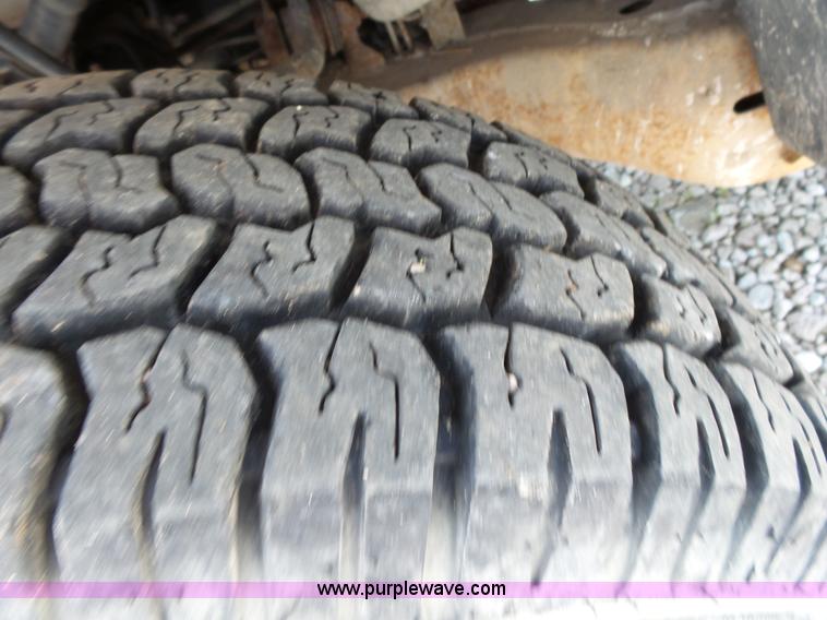 image for item L2017 2000 Chevrolet 2500 pickup truck