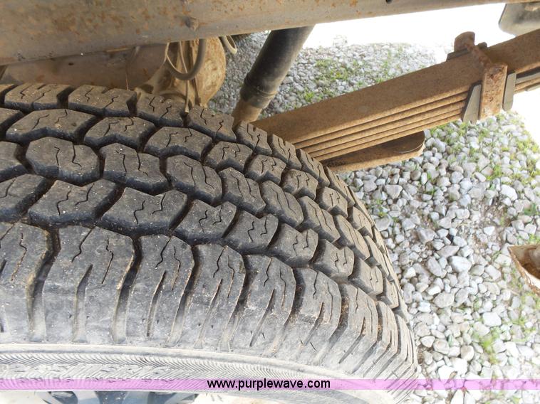 image for item L2017 2000 Chevrolet 2500 pickup truck