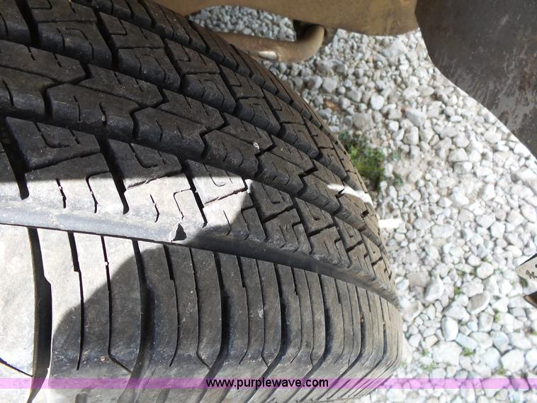 image for item L2017 2000 Chevrolet 2500 pickup truck