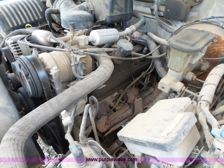 image for item L2017 2000 Chevrolet 2500 pickup truck