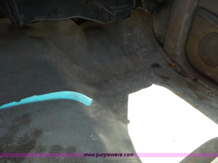 image for item L2017 2000 Chevrolet 2500 pickup truck