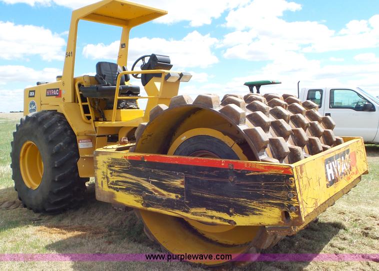 image for item L2148 2001 Hypac C857A single drum roller