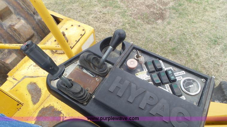 image for item L2148 2001 Hypac C857A single drum roller