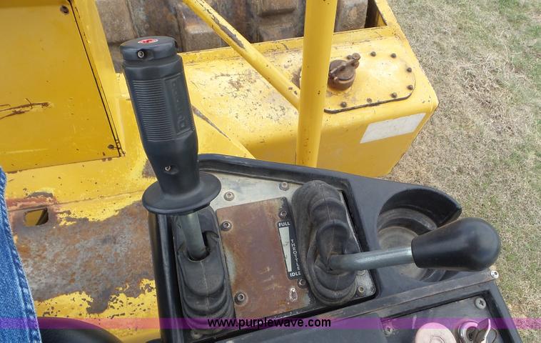 image for item L2148 2001 Hypac C857A single drum roller