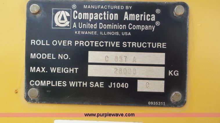 image for item L2148 2001 Hypac C857A single drum roller