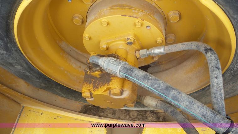 image for item L2148 2001 Hypac C857A single drum roller