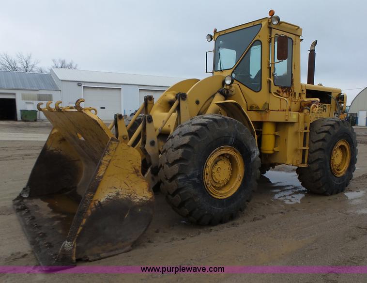 image for item L5700 1978 Caterpillar 966C wheel loader